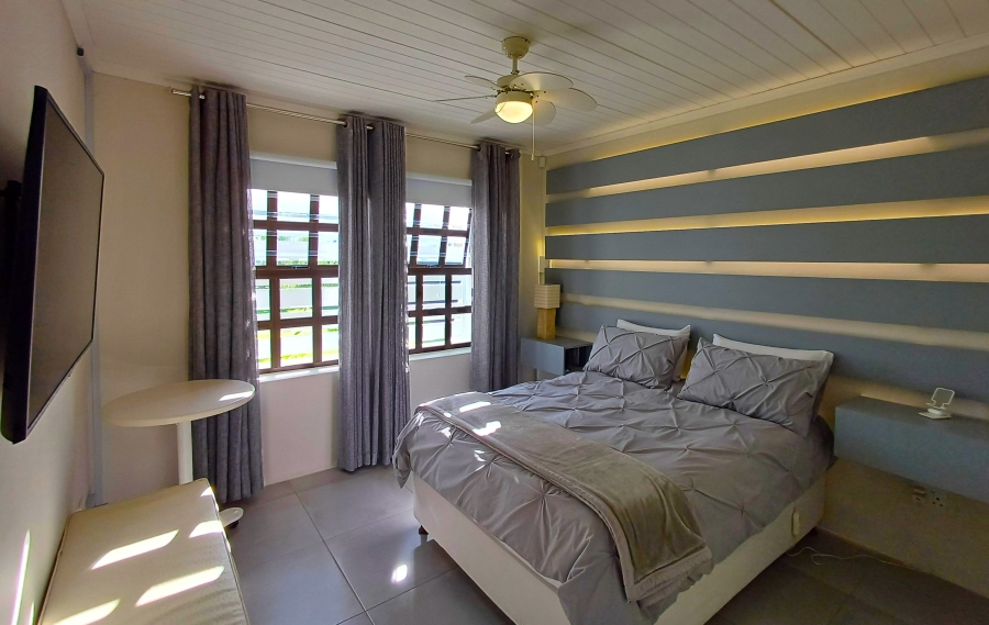 2 Bedroom Property for Sale in Palmiet Western Cape